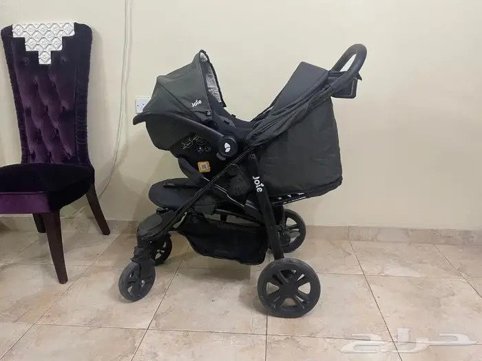 عربة اطفال مشاية بكامل اكسسواراتها 6