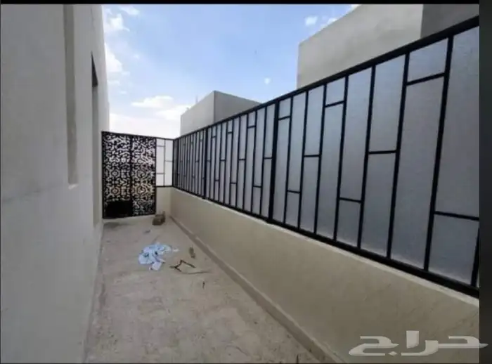 برجولات جلسات مظلات جلسات جلسات اسطح جلسات احواش سواتر 17