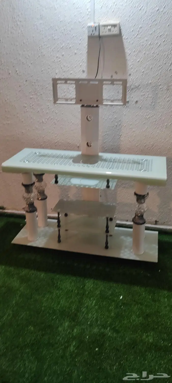 طاولة تلفزيون زجاج 1