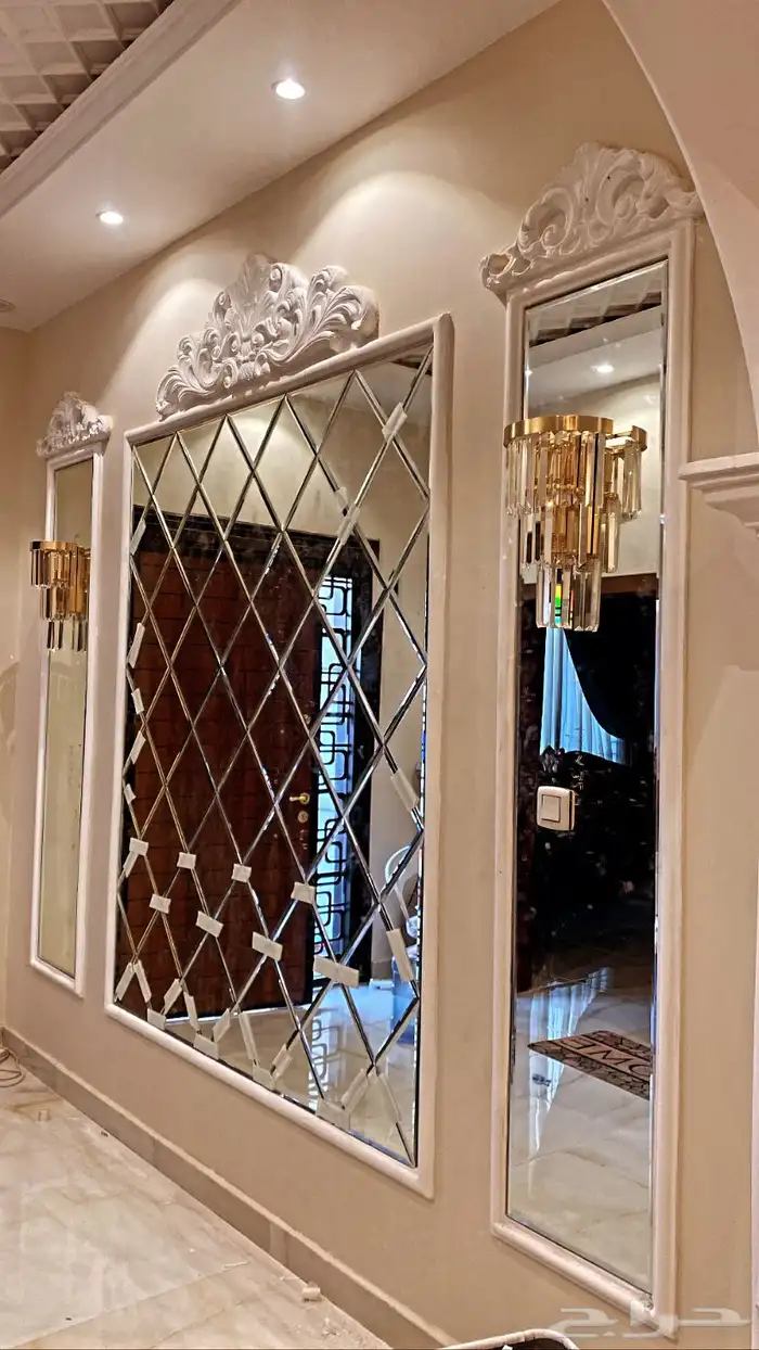 جميع اعمال الزجاج والمرايا وسكوريت. 11