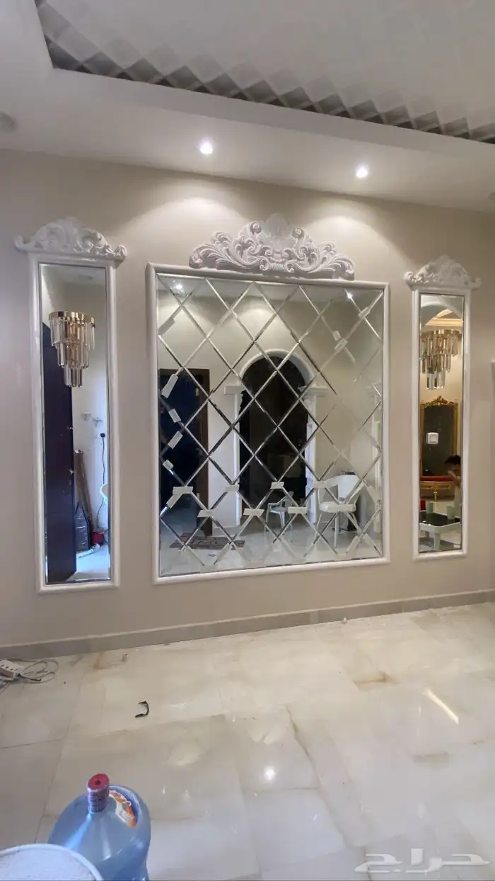 جميع اعمال الزجاج والمرايا وسكوريت. 13