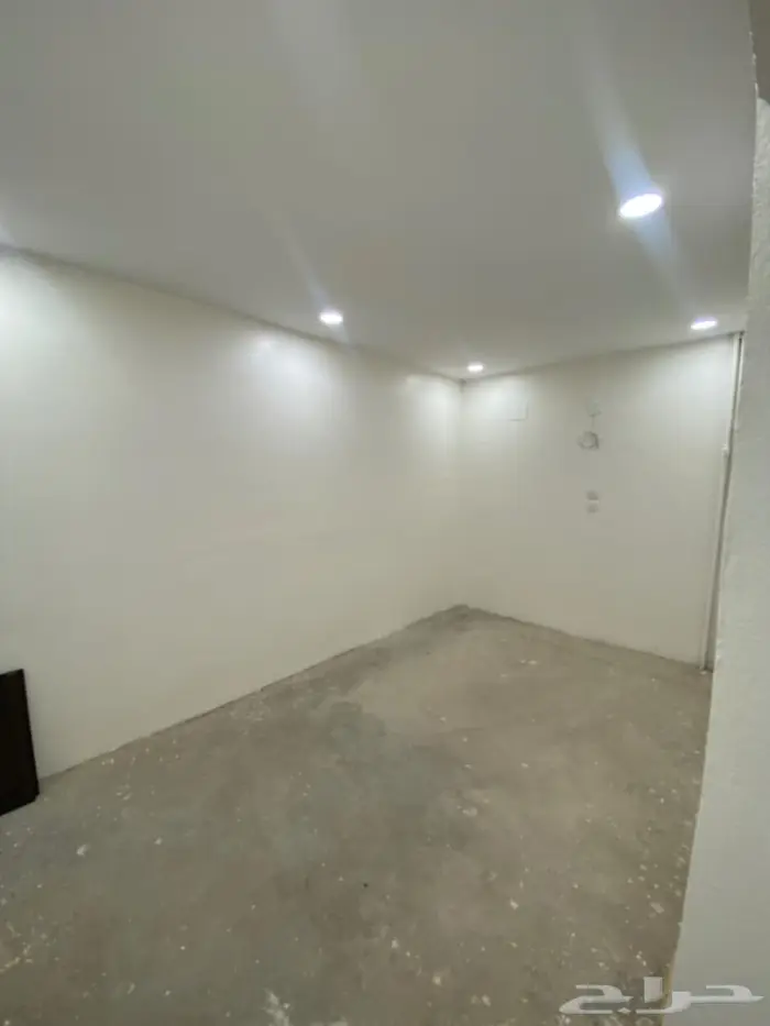 شقة للايجار حي شكر تم التاجير 5