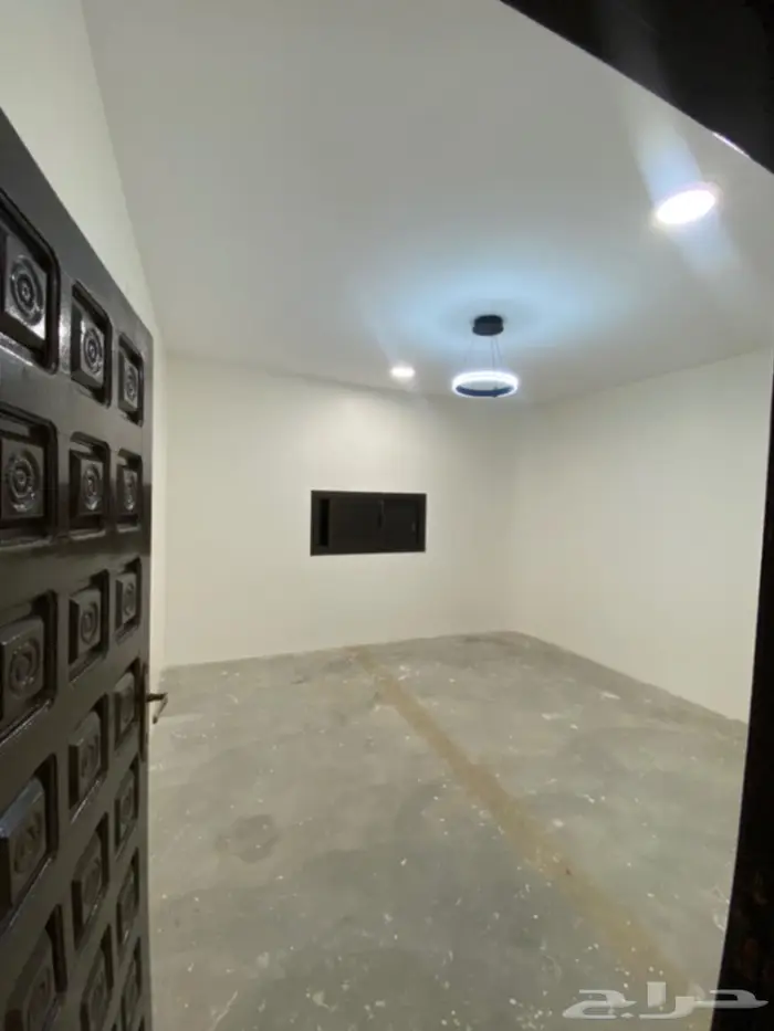 شقة للايجار حي شكر تم التاجير 8