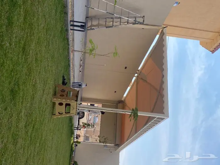 مظلات وسواتر سندويش بتل برجولات شكل خشبي مستودعات لكسان 12