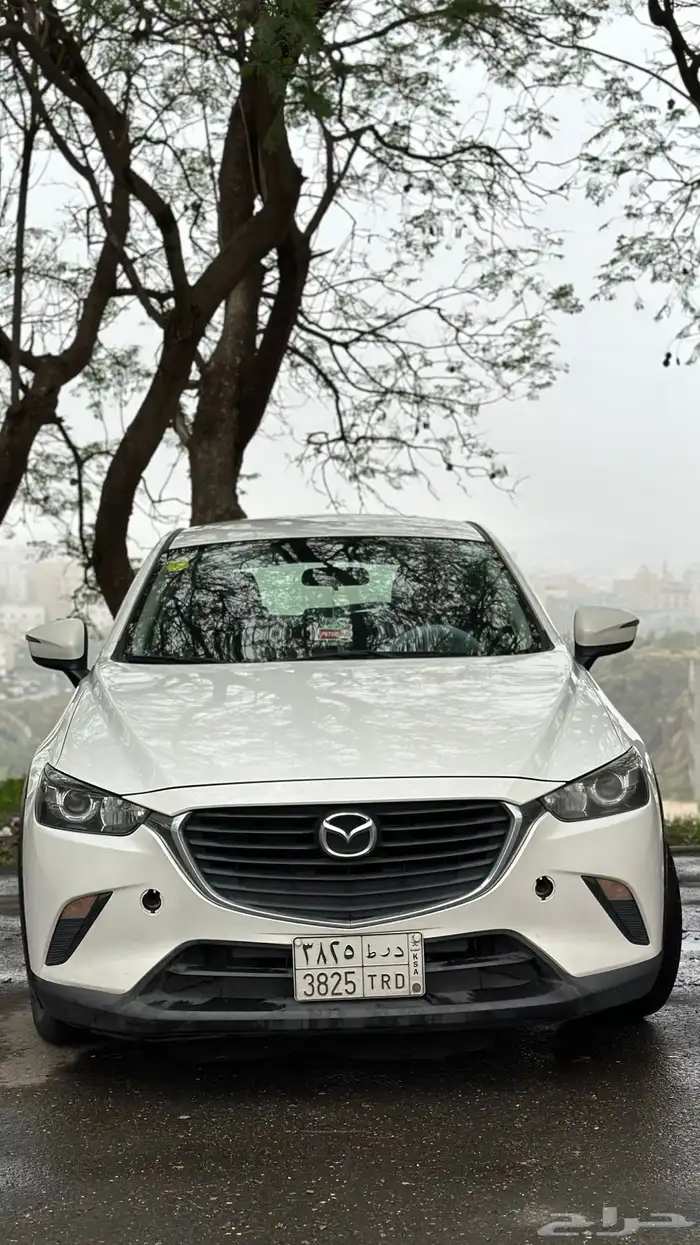مازدا cx-3 . 2017 8