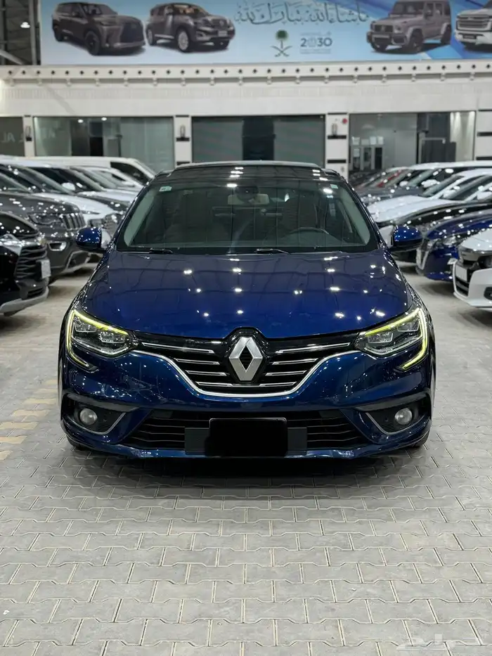 رينو ميغان 2018 فل كامل - عداد 134 الف كيلو فقط 0