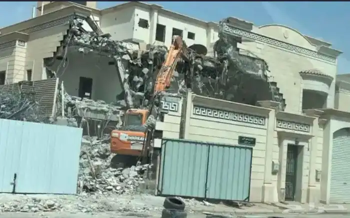 بوكلين للإيجار   هدم   حفر وترحيل 2