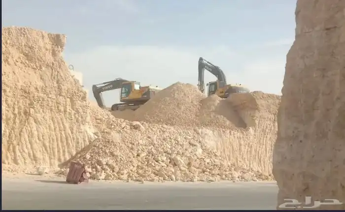 بوكلين للإيجار   هدم   حفر وترحيل 0