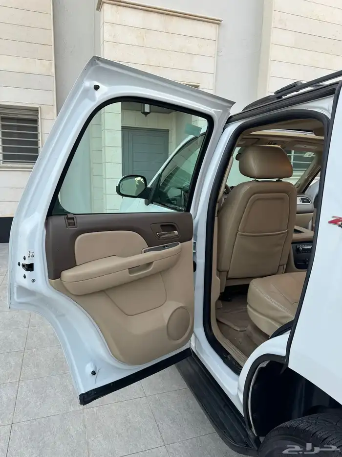 للبيع تاهو سعودي فل كامل Z71 2010 ماشي 277 (( تم البيع )) 32