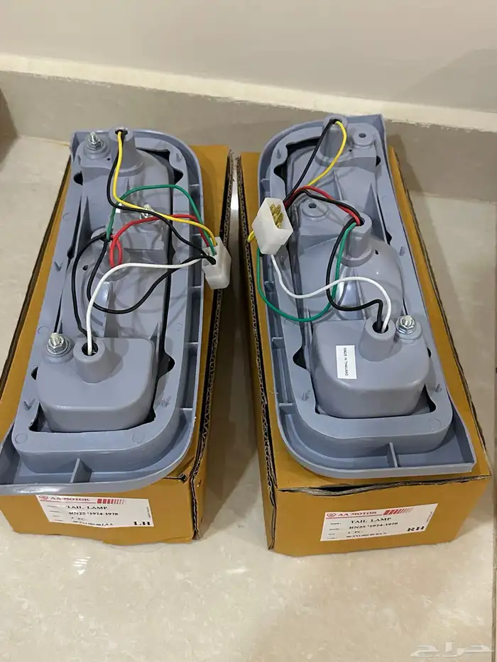 اسطبات خلفيه هايلكس 74-78 تايلندي جديد 2