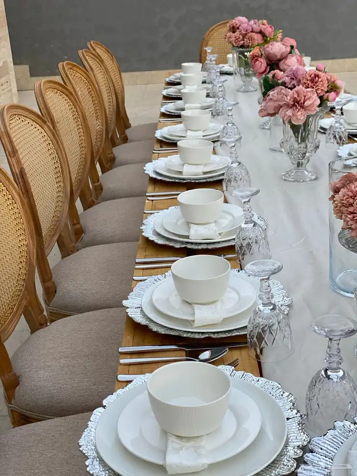 تاجير طاولات وتنسيق 1