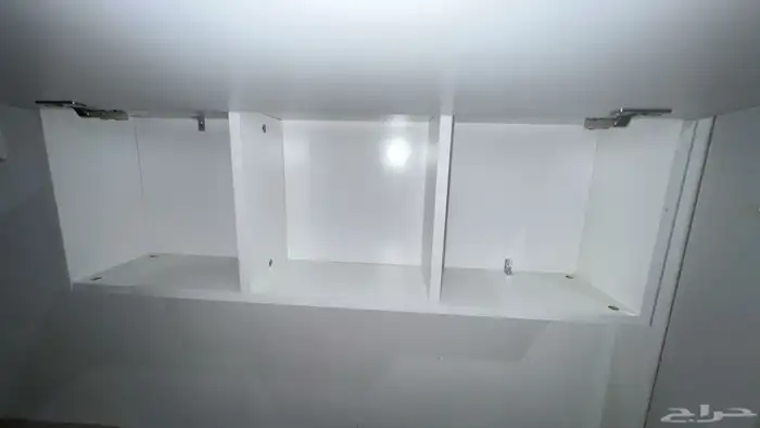 نطيطه اطفال ورفوف خشب نظيفه للبيع 3