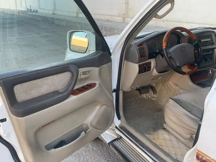 لاندكروزر 2005 13