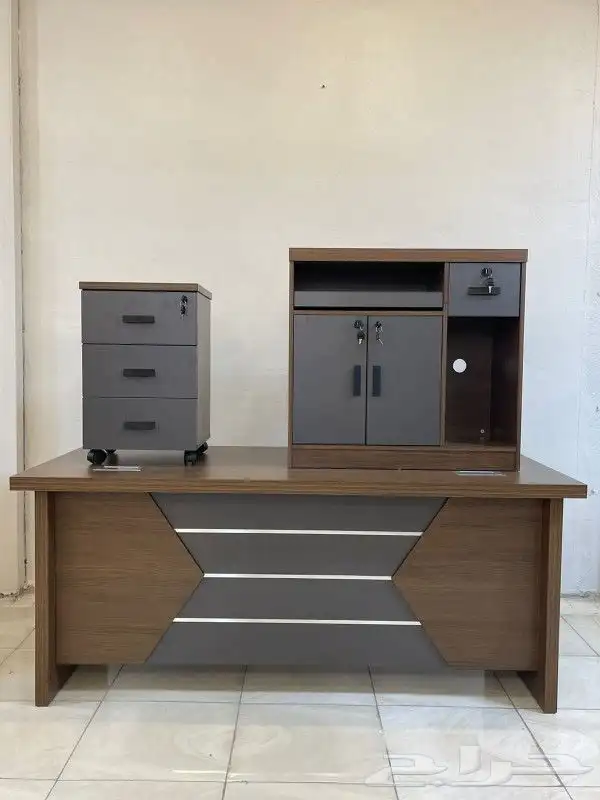 مكاتب إدارية فخمة مودرن 6
