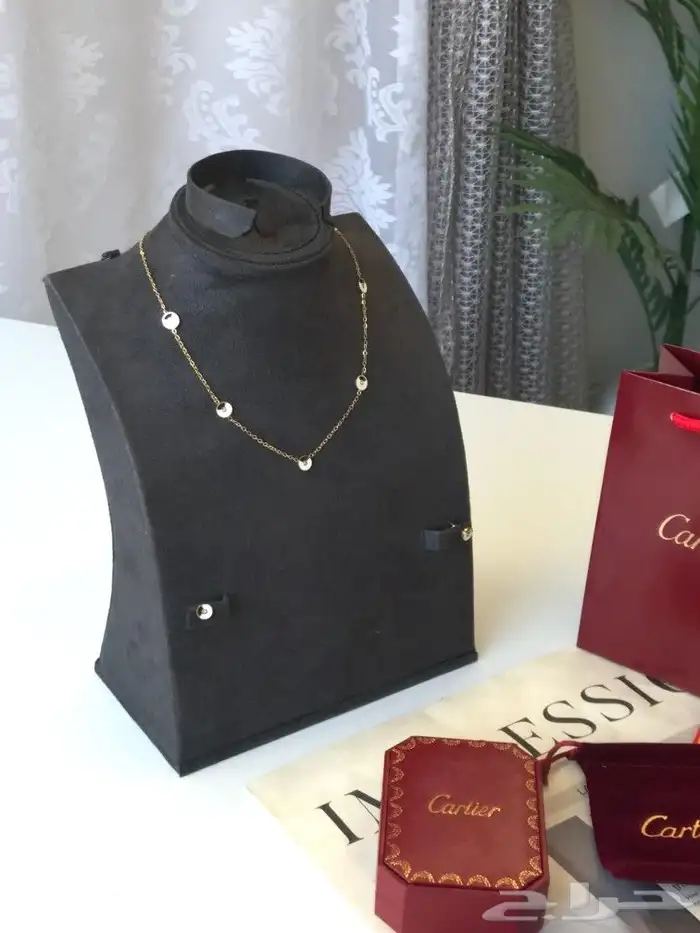 هداياء اكسسوارات شنط 40