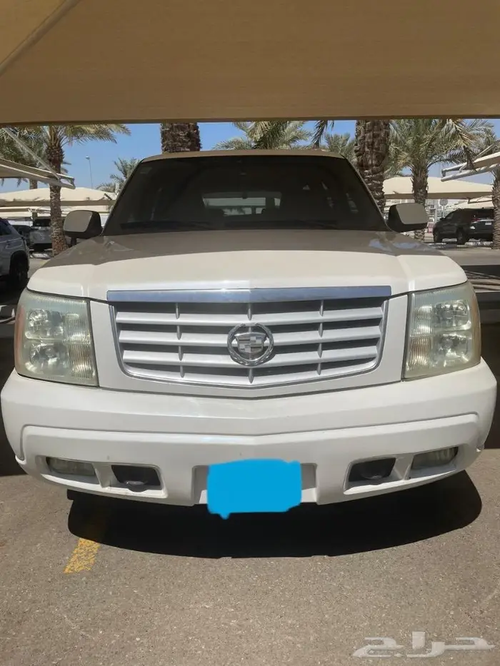 للبيع كدلك إسكاليد 2004 او البدل المناسب 1