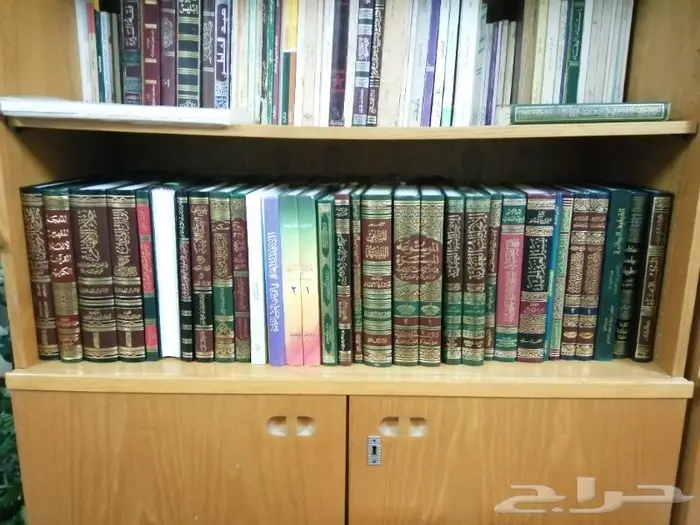 مكتبة فيها كتب قيمة لطلاب العلم و المثقفين 7