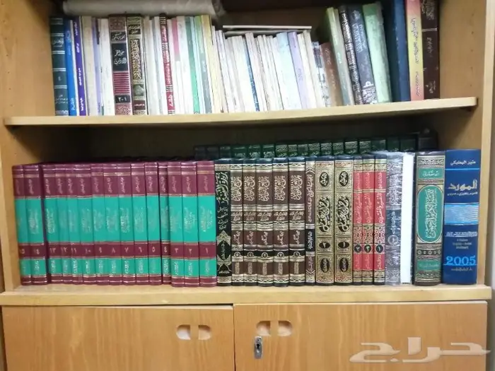 مكتبة فيها كتب قيمة لطلاب العلم و المثقفين 11