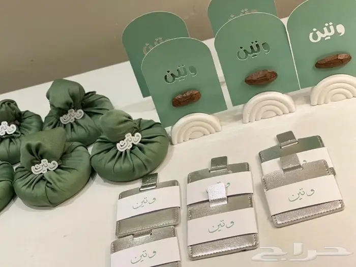 توزيعات مواليد وزواج وملكه وخطوبه وتخرج وتنسيق ورود صناعيه 0