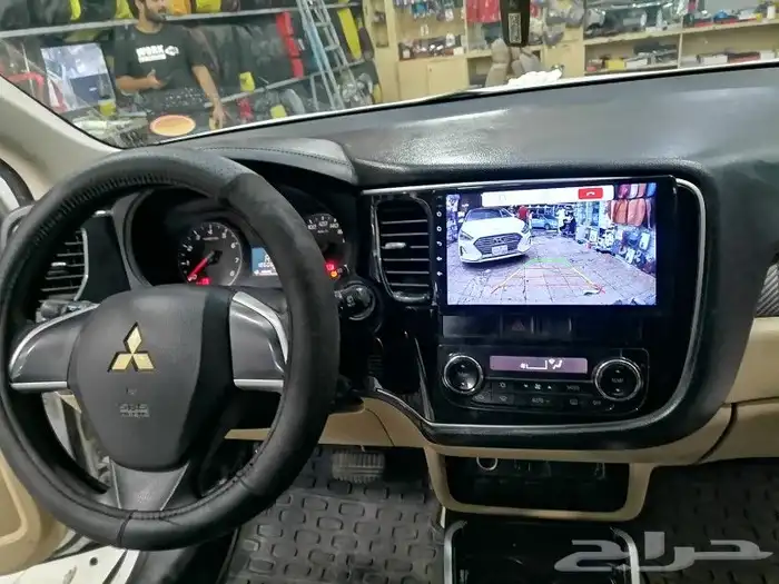 يوجد لدينا شاشات سيارات داش كام مسجلات سماعات 2