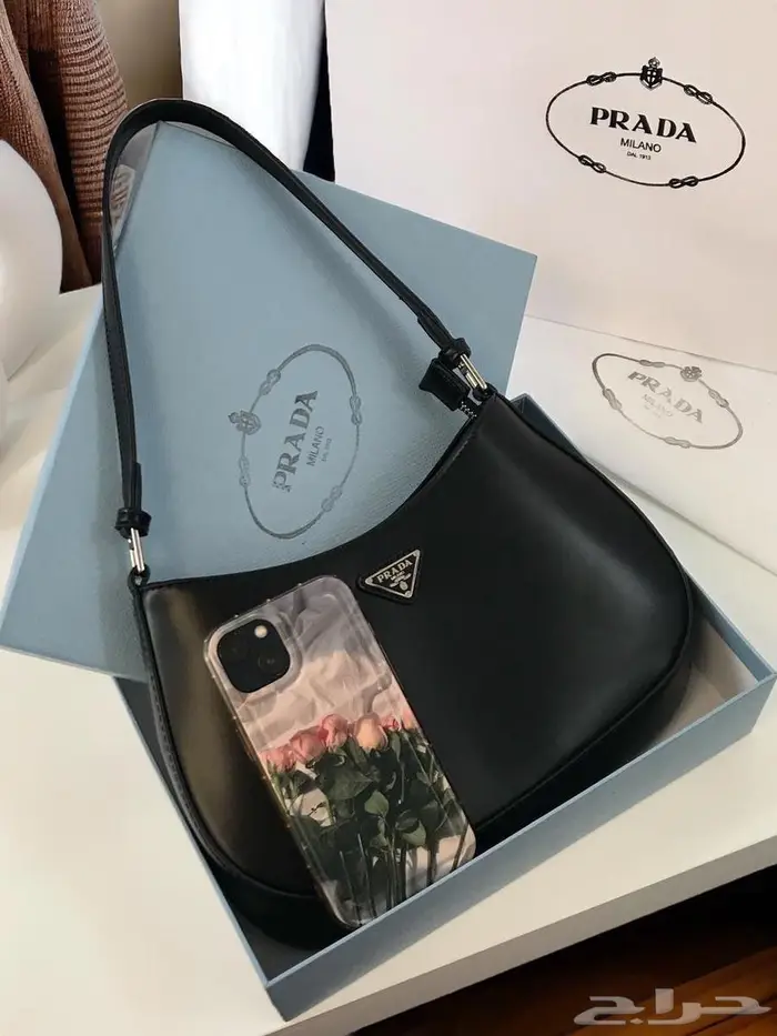 شنط ثلاث ماركات من فخامة شنطة برادا مع توري بورش سيلين PRADA 38