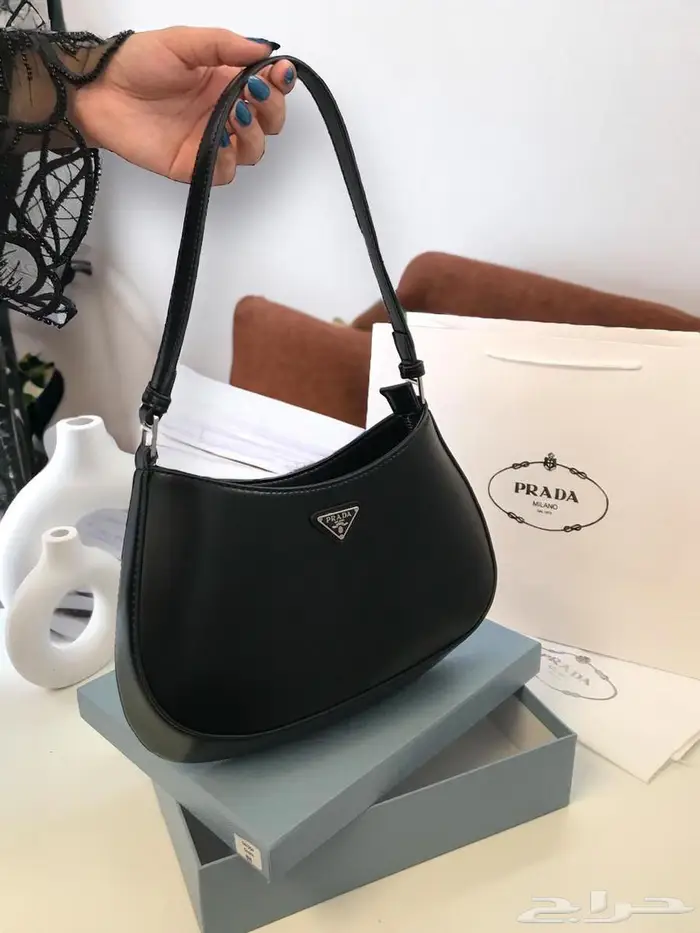 شنط ثلاث ماركات من فخامة شنطة برادا مع توري بورش سيلين PRADA 40