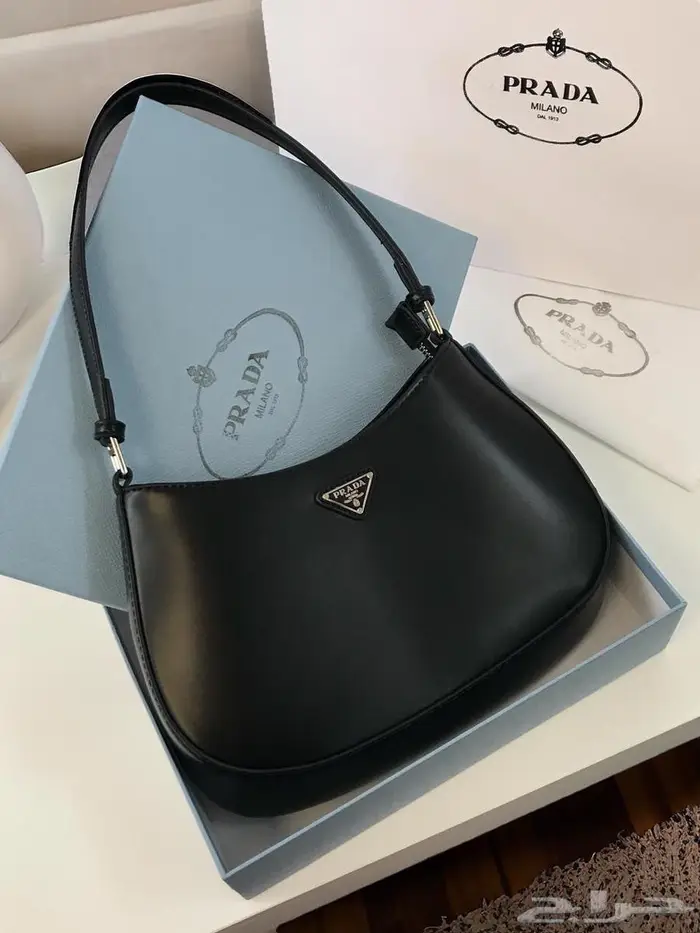 شنط ثلاث ماركات من فخامة شنطة برادا مع توري بورش سيلين PRADA 39