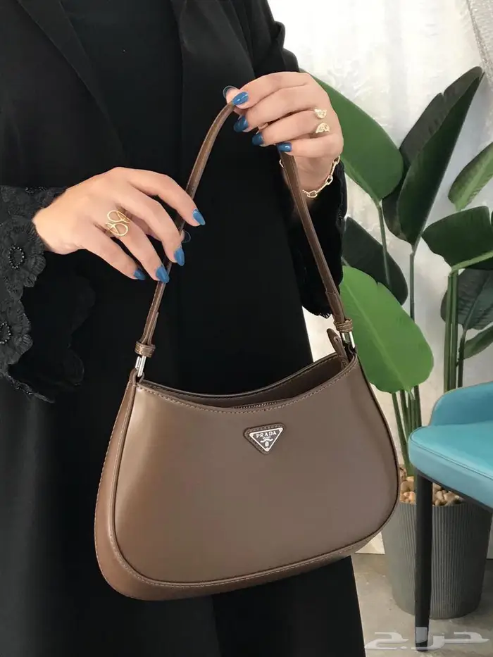 شنط ثلاث ماركات من فخامة شنطة برادا مع توري بورش سيلين PRADA 9