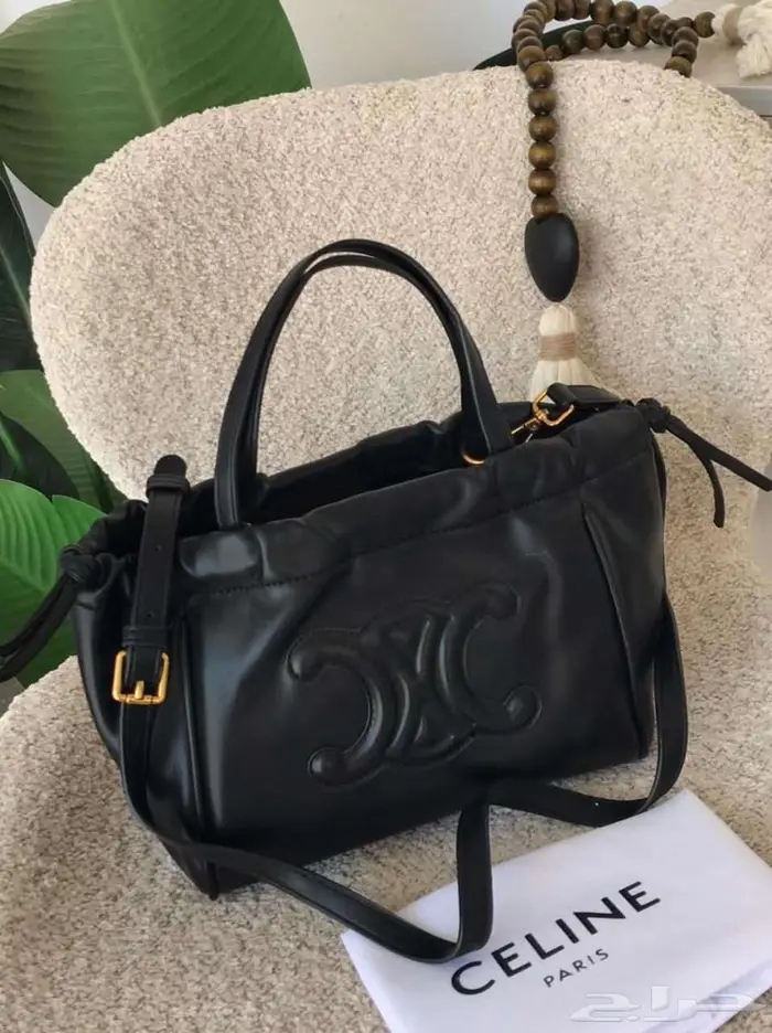 شنط ثلاث ماركات من فخامة شنطة برادا مع توري بورش سيلين PRADA 5