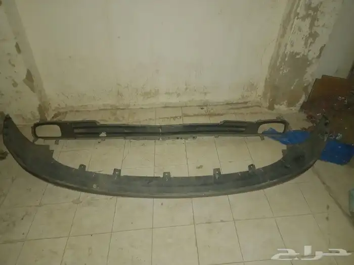 مقص يمين وصدام تحتاني هيوانداي اتش ون 2017 اصلية 2