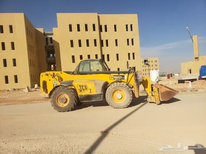 تأجير معدات JCB 4
