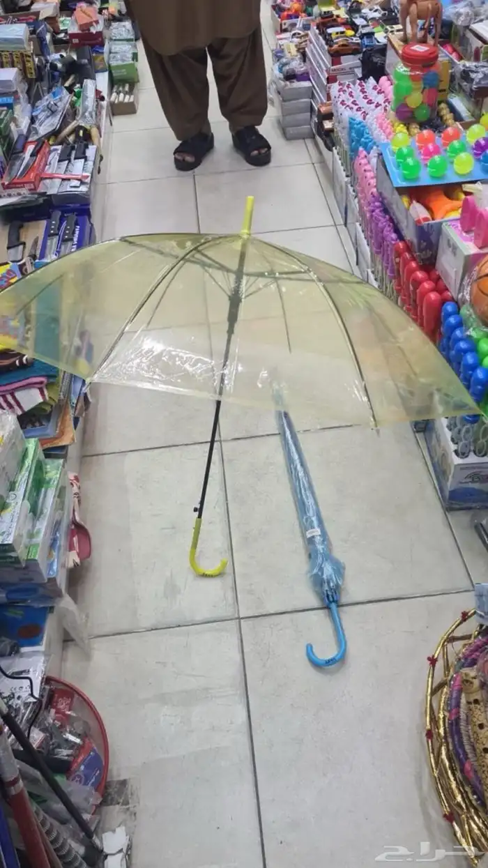 مظلات جمله وقطاعي معاطف المطر 16