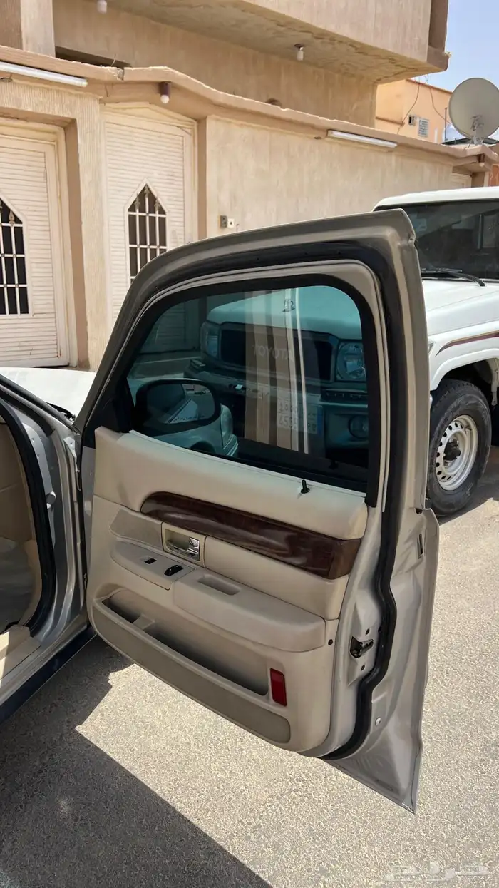 فورد 2009 ماركيز 4