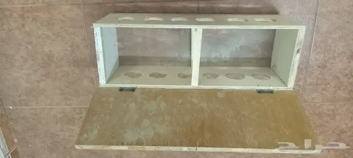 للبيع بياضات حمام خشب وبلاستيك وحجول ومحاكر  معلف  حمام 6