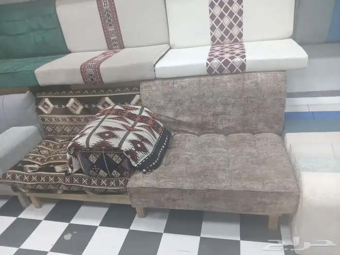 مساند جاهزه تراثي وستاير روال 22