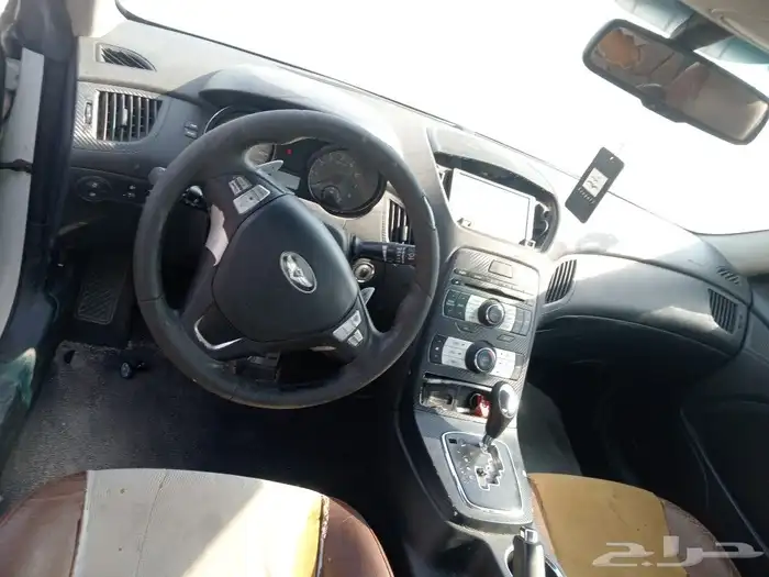 جنسيس كوبيه 2011 تشليح قطع غيار فقط 4