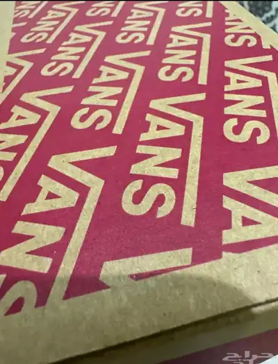 شوز ماركة vans مقاس41 0