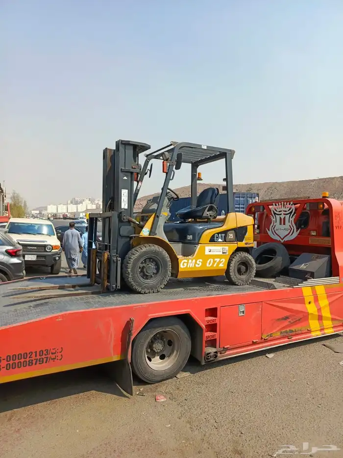 للإيجار اجار روافع شوكيه جميع المعدات يومي شهري سنوي بسائق 4