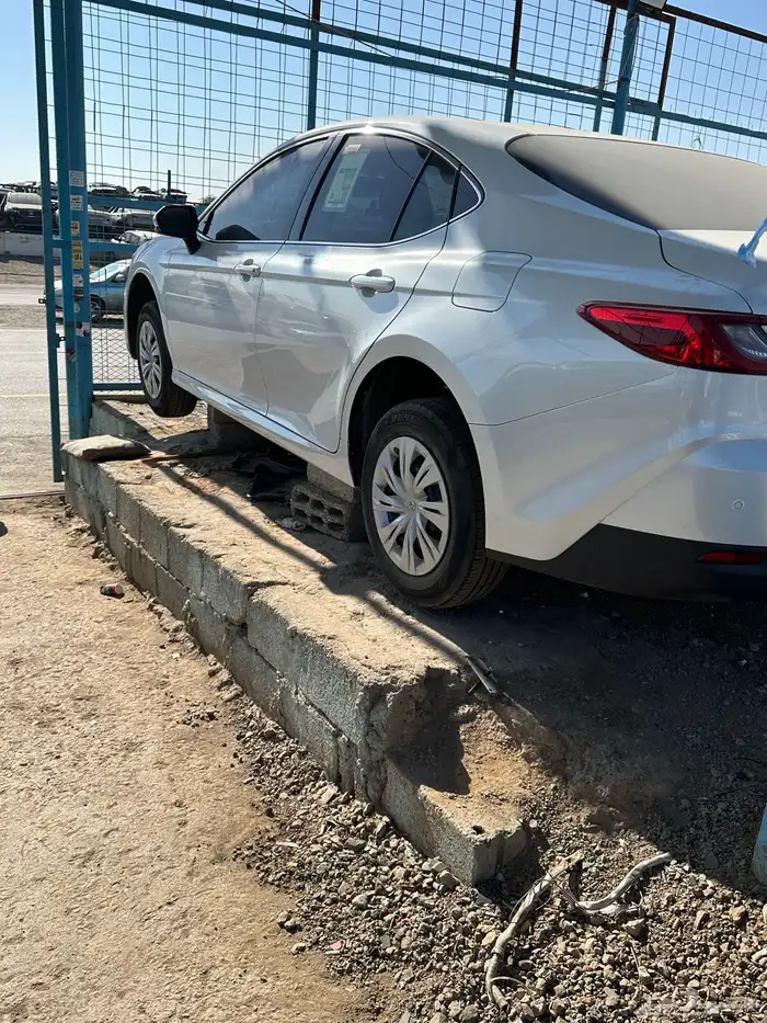 قطع كامري تشليح من 2018 الى 2025 3