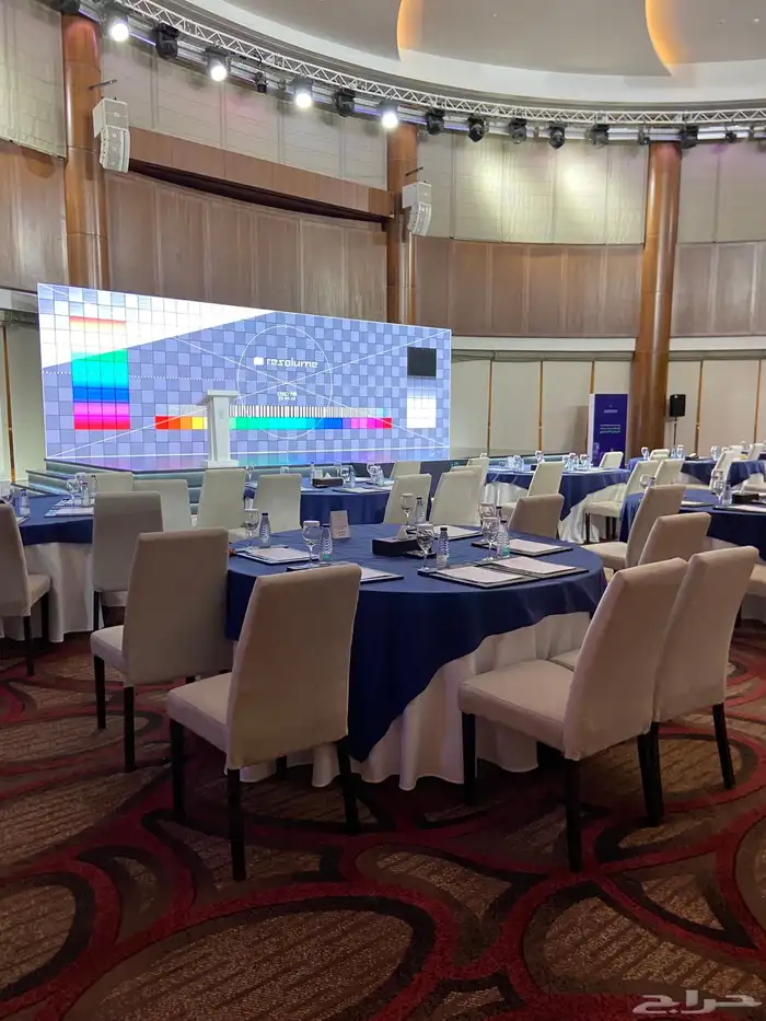 تأجير شاشات p2 6