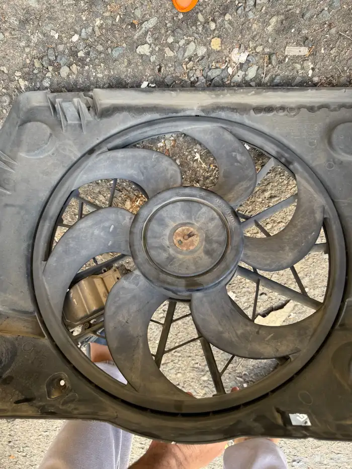 مروحة فورد ماركيز 2005 2003 0