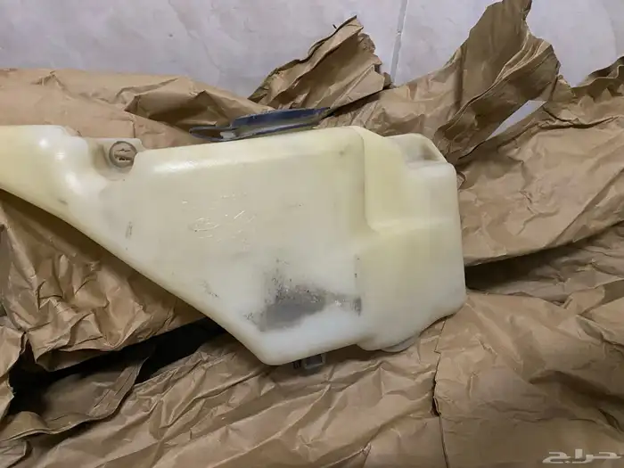 ريش مكيف وقطع كراون فكتوريا 2003_2012 عرض اليوم الوطني 0