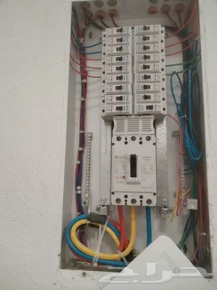 سباك كهربائي 0