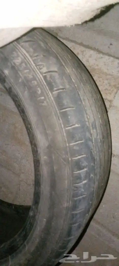 كفرات كورلا 2022مستعمله للبيع عدد اربعه 0