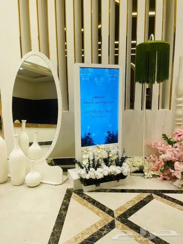 شاشات تفاعلية للإيجار 1