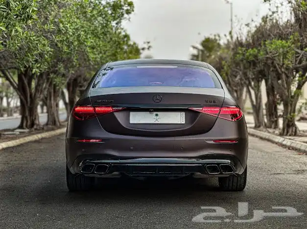 مرسيدس s580 موديل 2021 6