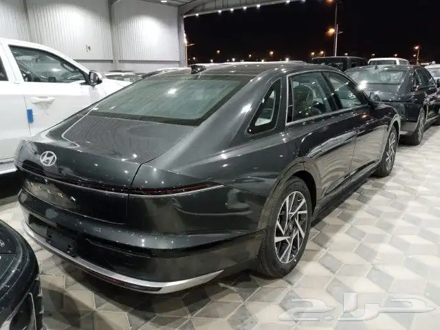 هونداي ازيرا كلاسيك 2025 عرض خاص 3