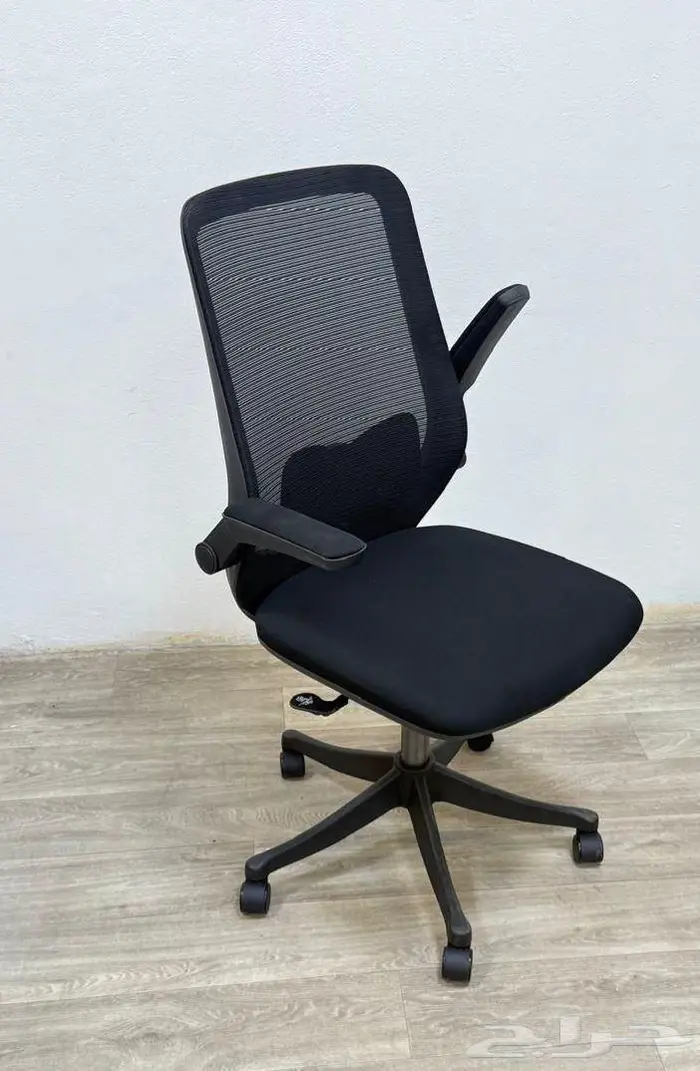 اثاث مكتبي كراسي مكاتب دواليب تأثيث مشاريع حكوميه 18