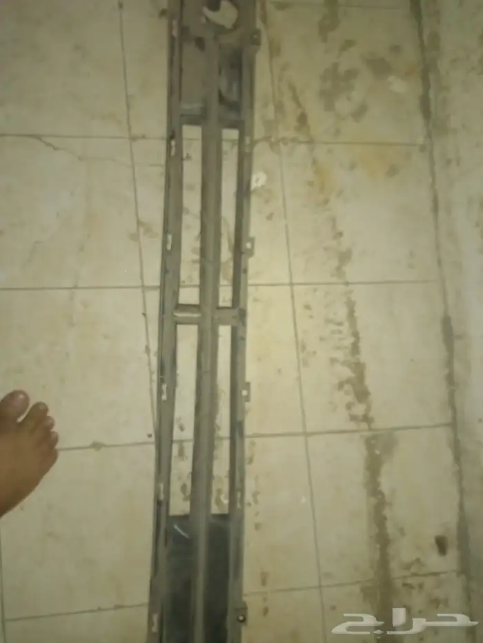 مقص يمين وصدام تحتاني هيوانداي اتش ون 2017 اصلية 1