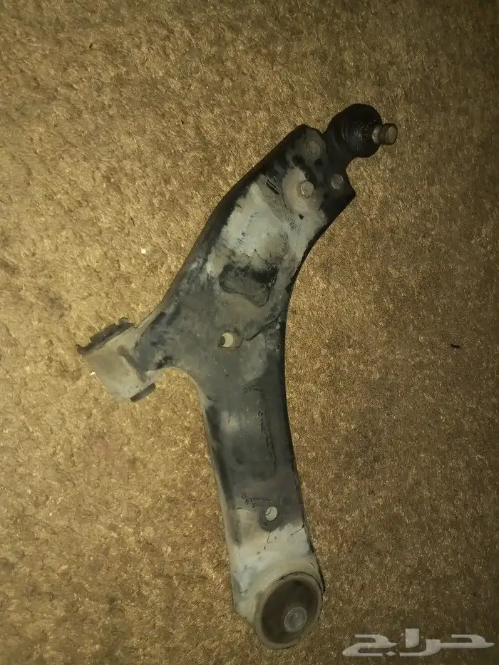 مقص يمين وصدام تحتاني هيوانداي اتش ون 2017 اصلية 5